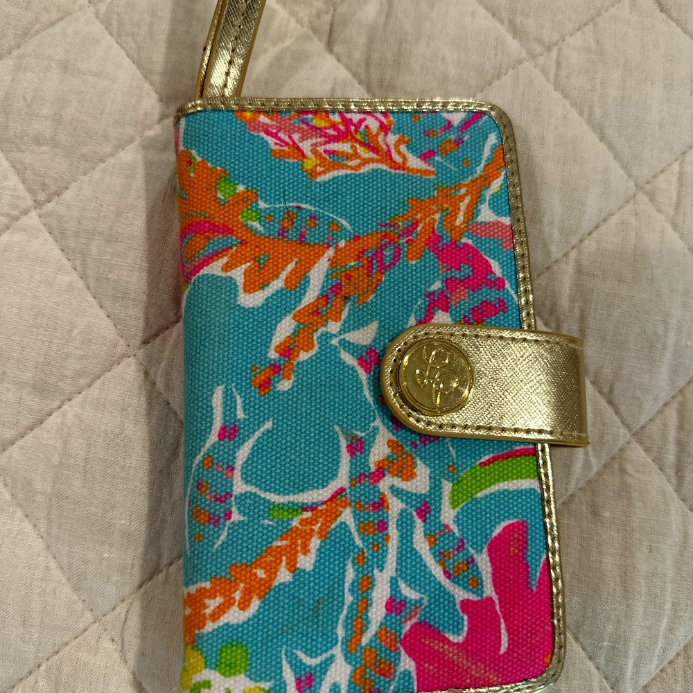 LILLY PULITZER CREDIT CARD CASE AND SMALLER PHONE WRISTLET